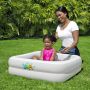 Bestway babybad scrub-a-dub buiten met mensen