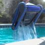 Dolphin zwembadrobot S100 uit het water