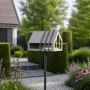 Heeej Open Framed Feeder vogelvoederhuisje op paal parelmoer beige voorbeeld in tuin