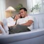 Intex Queen Plush met ingebouwde pomp 2 persoons sfeerbeeld