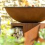 Quoco Piatto Medium Corten in gebruik buiten