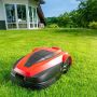 MTF DM2 2500i robotmaaier buiten in gebruik