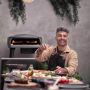 Witt Etna gas pizza oven Ø 41 cm Zwart met gedekte tafel