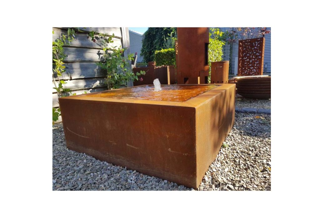 Adezz watertafel cortenstaal | 100 x 100 x 40 cm buiten