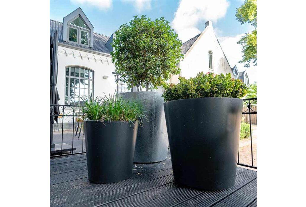 ADEZZ Aluminium plantenbak Conic Ø 80 x 80 cm met planten