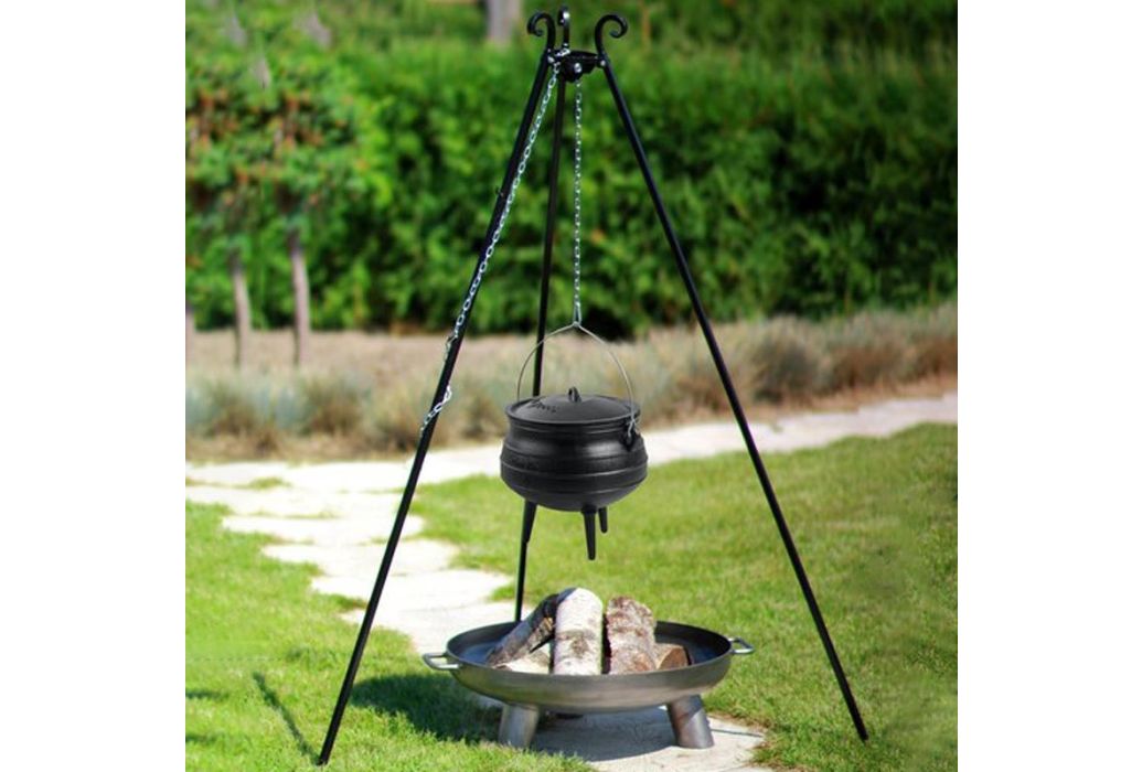 kookpot met driepoot