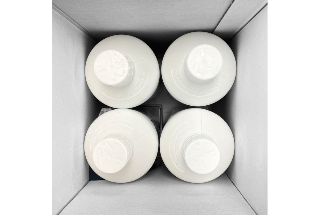 AquaPerfect 2.0 AquaRenew 100% biologisch en chloorvrij spawater | 4 x 1 liter bovenaanzicht
