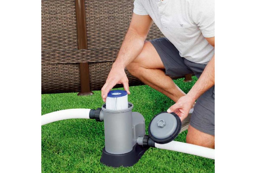 Bestway filterpomp 5,7 m³/u sfeerbeeld