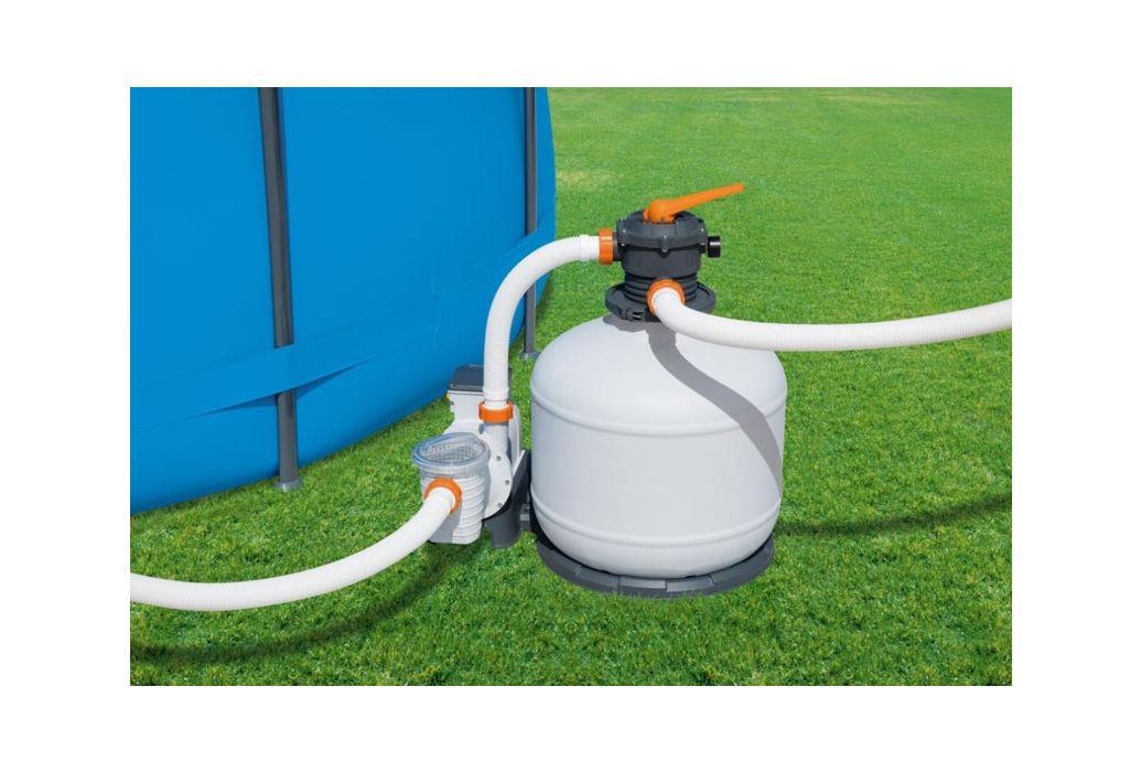 Bestway Flowclear zandfilter 9,8 m³/u in gebruik