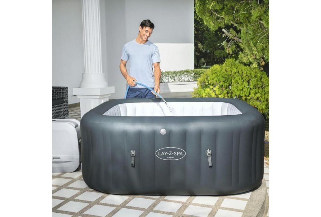 Bestway Lay-Z-spa Hawaii hydrojet pro vullen