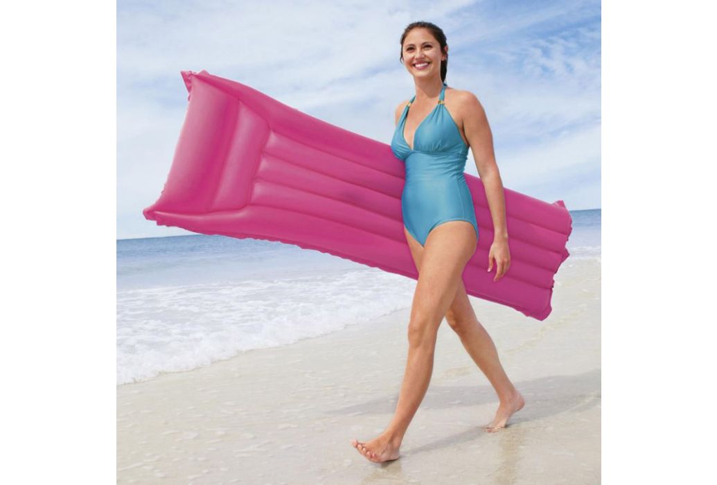 Bestway luchtbed mat Roze in gebruik