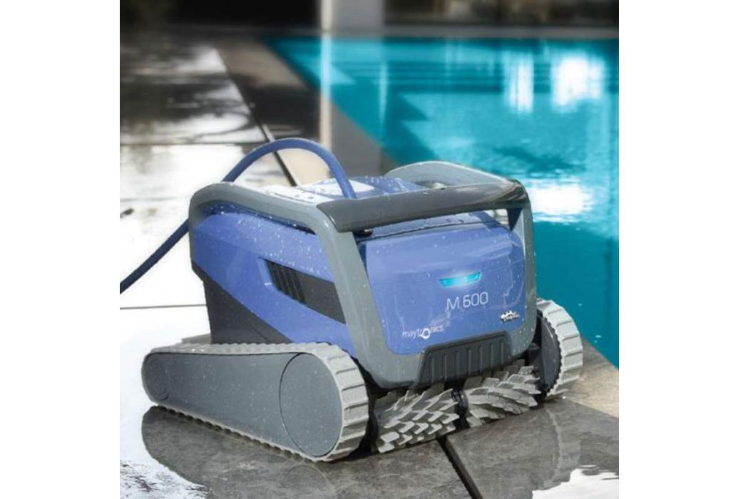 Dolphin M600