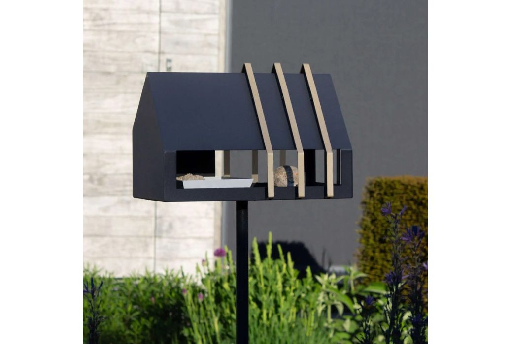 Heeej Open Framed Feeder vogelvoederhuisje op paal donkergrijs voorbeeld in tuin