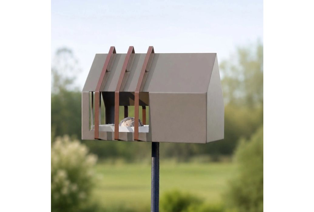 Heeej Open Framed Feeder vogelvoederhuisje op paal parelmoer beige met vetbollen