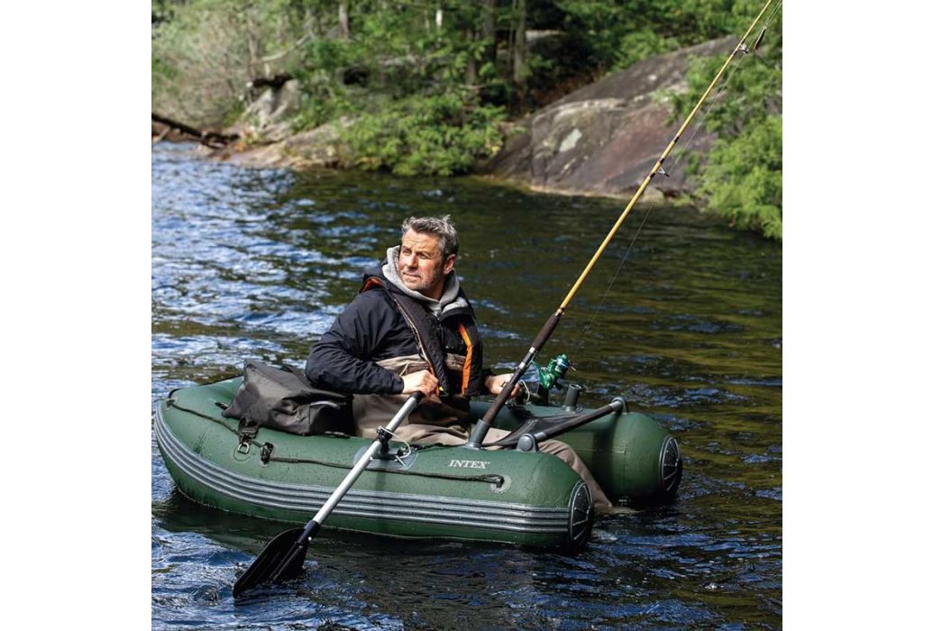 Intex Big Catch Pro opblaasbare vissersboot op water