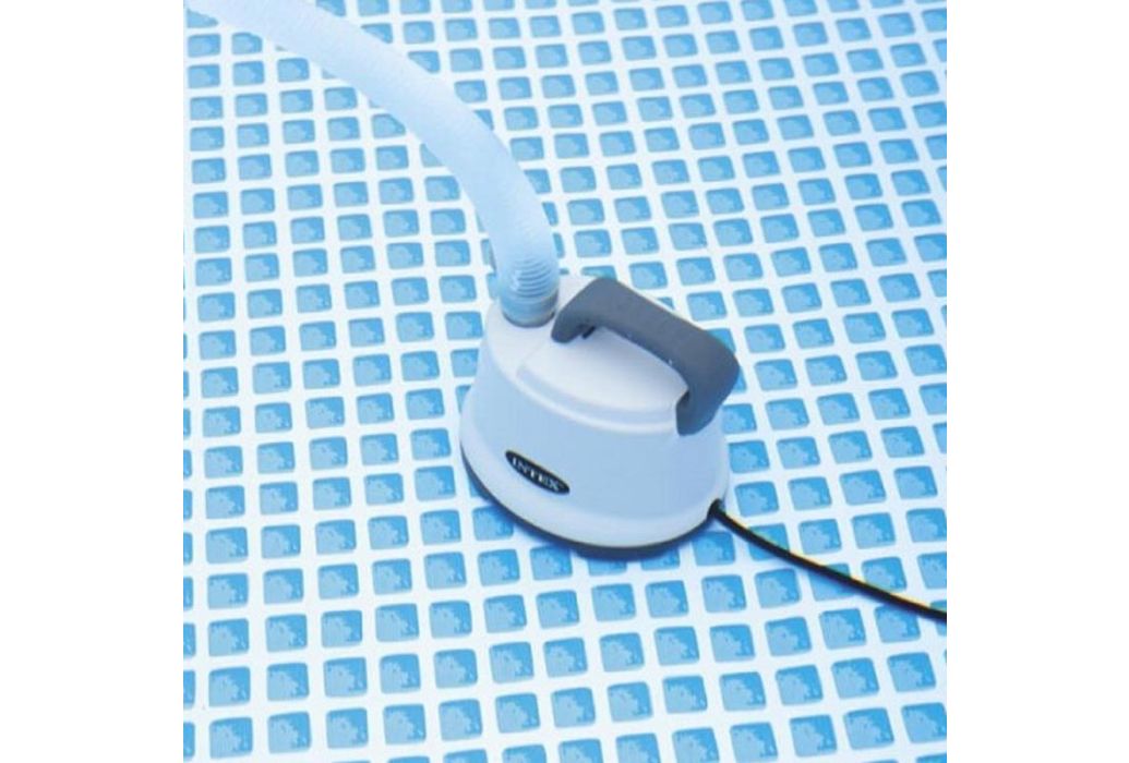 Intex dompelpomp in gebruik