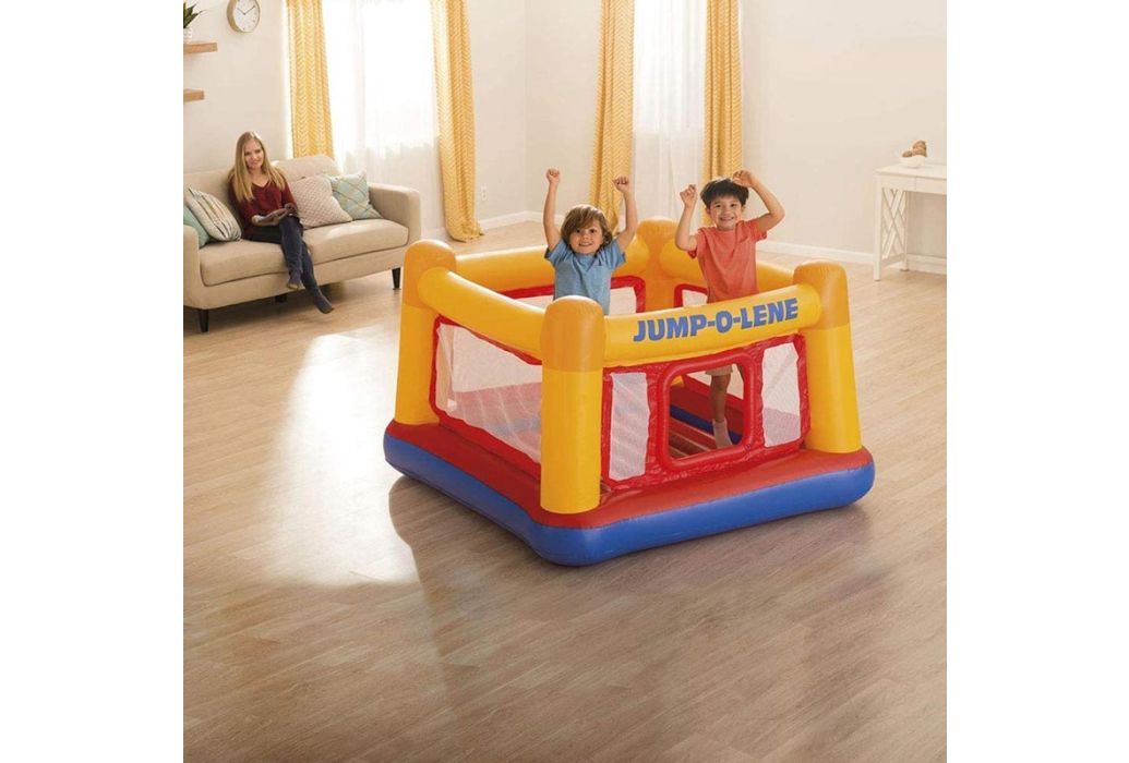 Intex Jump-O-Lene springkussen sfeerfoto