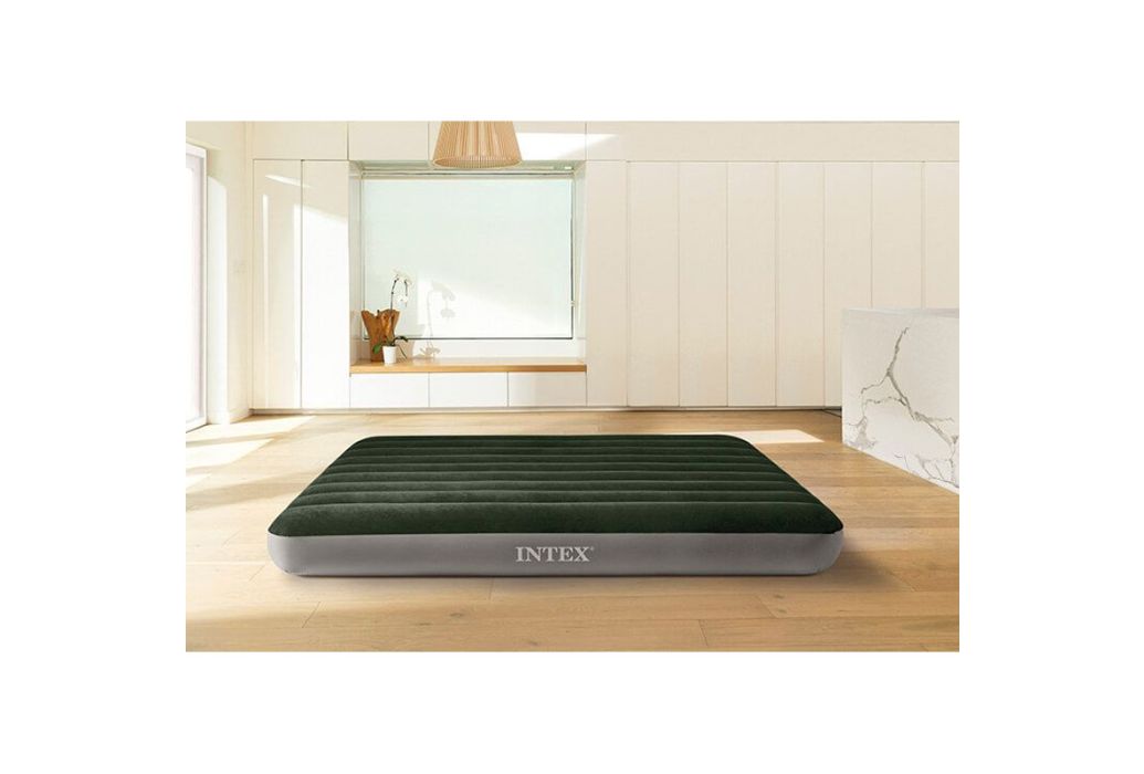 Intex Queen Prestige Downy compact met pomp 2 persoons in gebruik