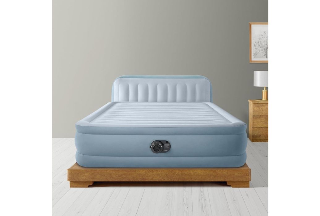 Intex Queen Plush met ingebouwde pomp 2 persoons sfeerbeeld