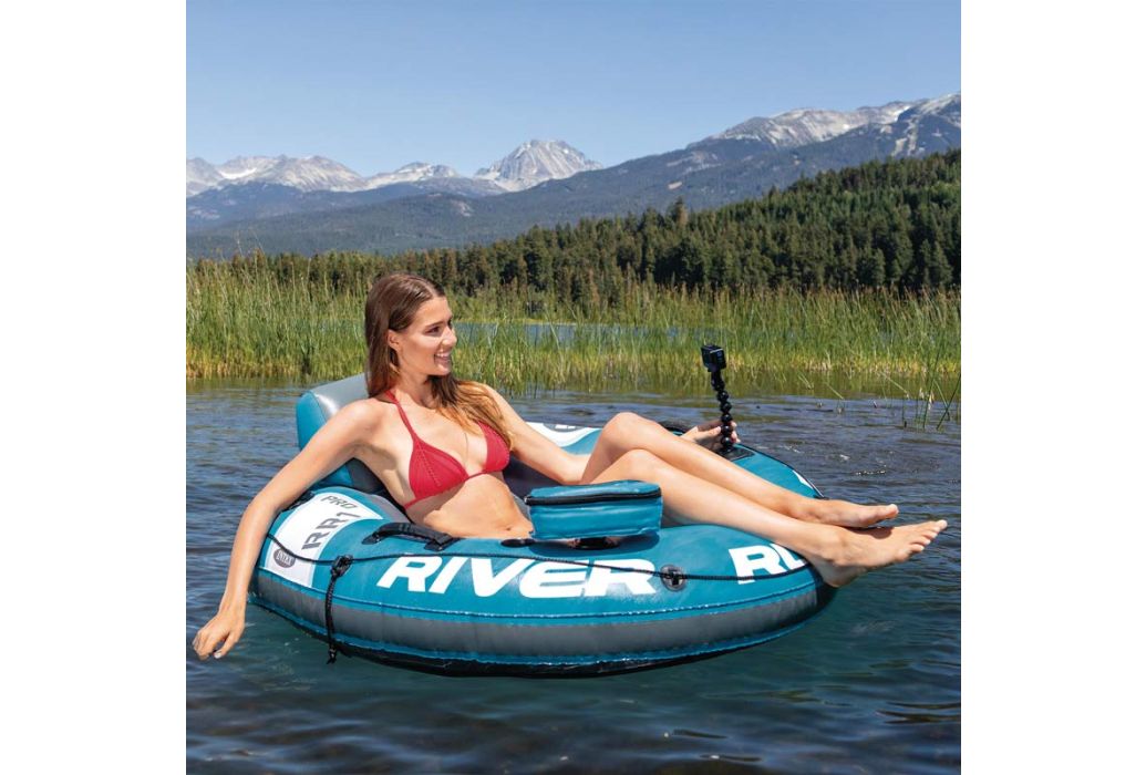 Intex River Run 1 Pro waterlounge op water