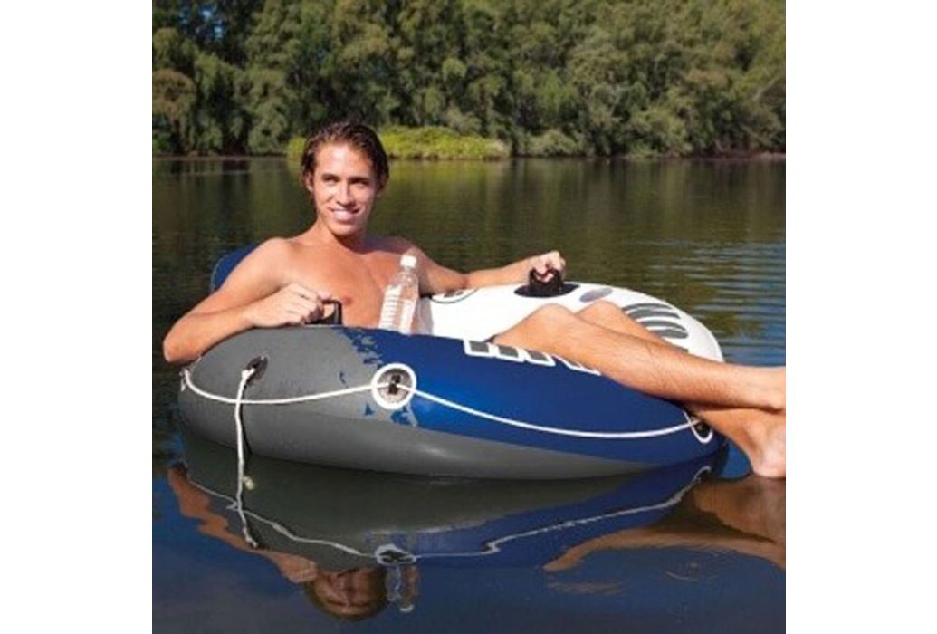 Intex River Run waterlounge blauw/wit sfeer