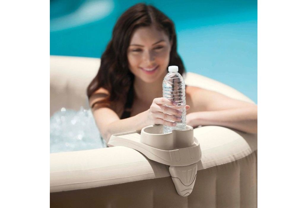Intex spa duo bekerhouder in gebruik