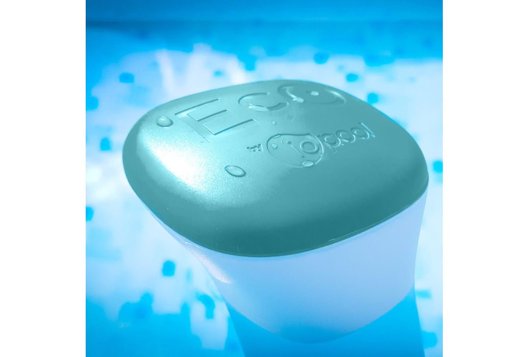 Iopool EcO start Slimme watertester in water