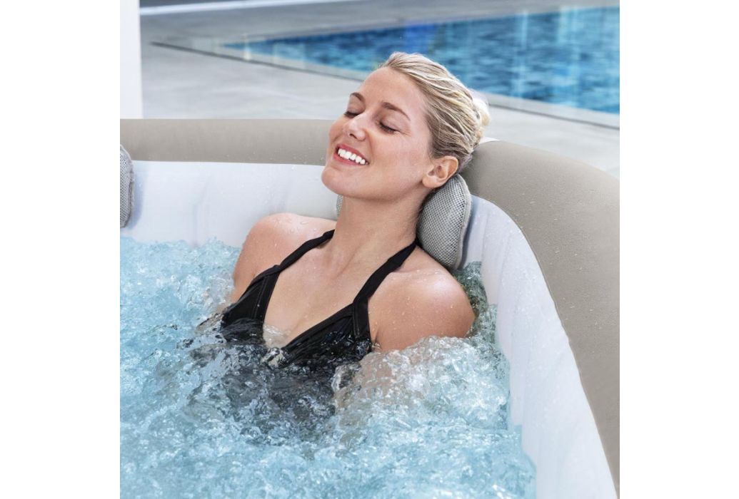 Lay-Z-Spa Cabo HydroJet opblaasbare spa relaxed