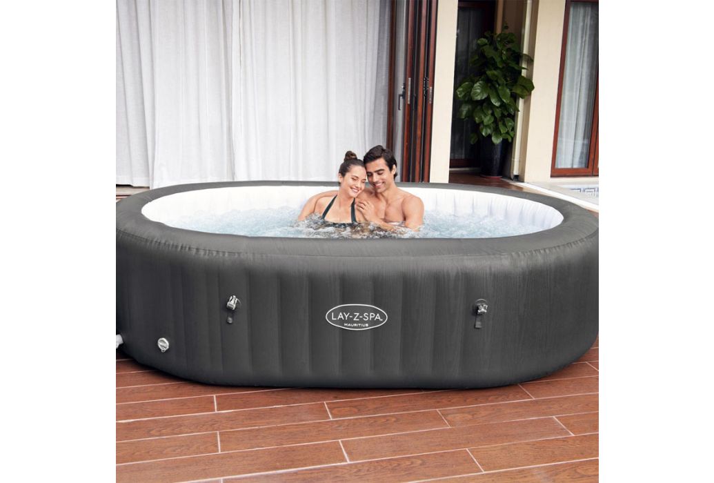 Bestway Lay-Z-Spa Mauritius voorkant mensen
