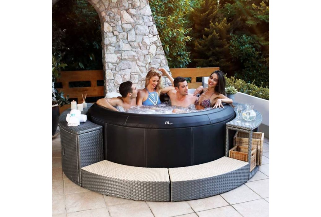 MSpa Premium Camaro opblaasbare spa 6 personen in gebruik