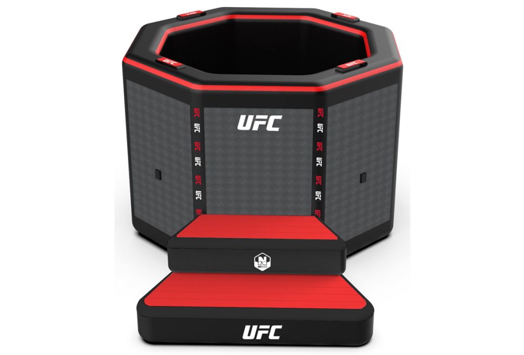 NetSpa UFC ijsbad octagon met trap