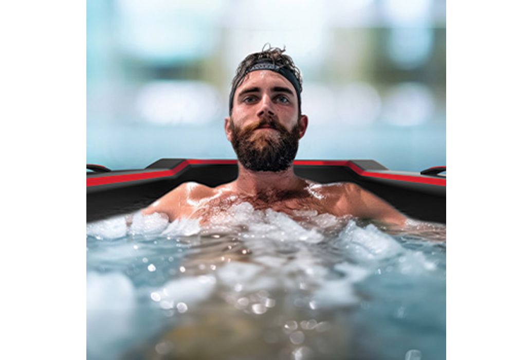 NetSpa UFC ijsbad oval sfeerfoto