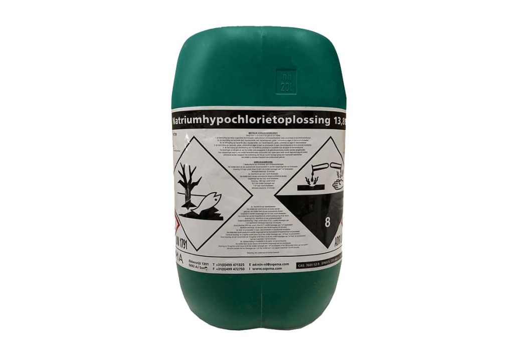 Oqema vloeibaar zwembadchloor 20 liter (13,8%) etiket