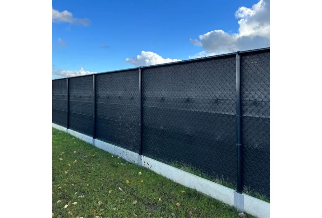 Practo Garden zichtbreeknet zwart 1,5 x 25 meter voorbeeld 