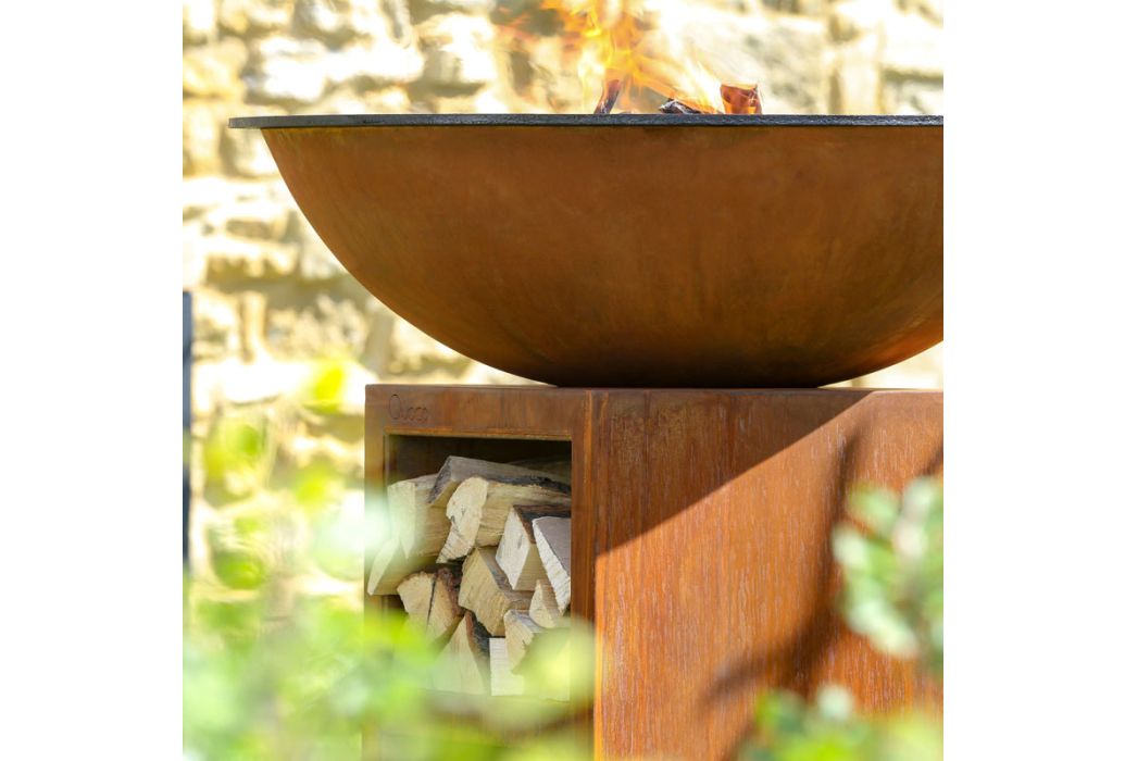 Quoco Piatto Medium Corten in gebruik buiten