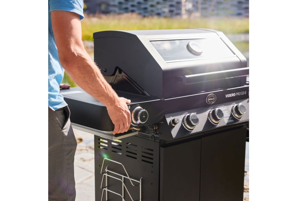 Rösle gas bbq Videro Pro G4-S Vario+ zijpaneel omhoog