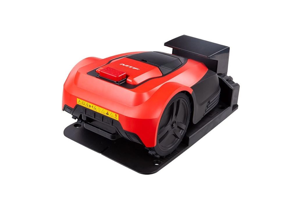 MTF DM2 1400i robotmaaier op oplaadstation