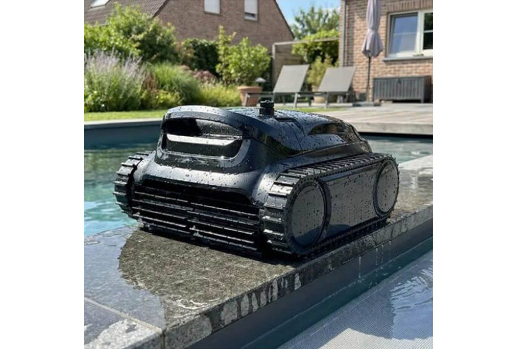 Wybot M1 draadloze zwembadrobot op zwembad